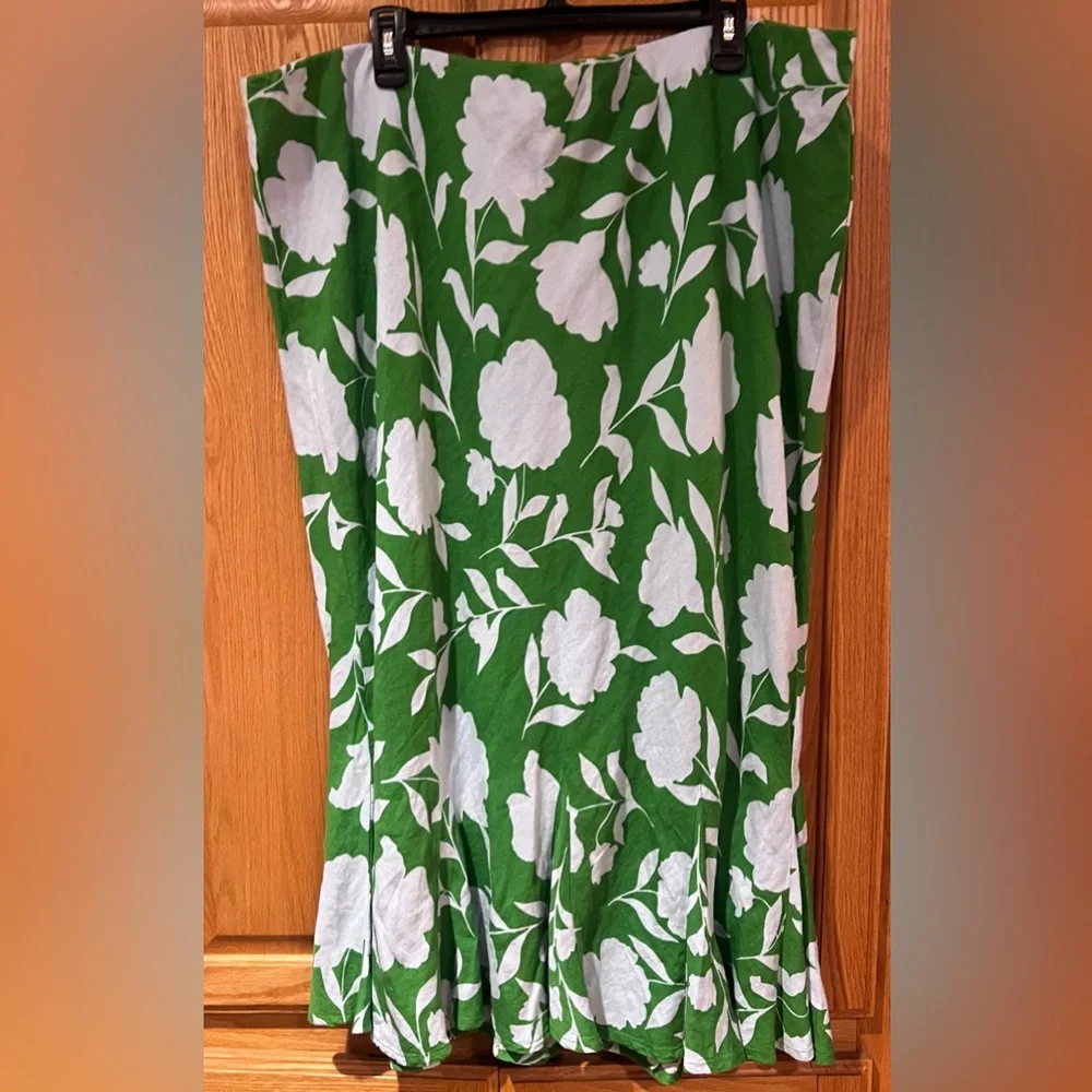 Kate Spade‎ x Target Rose Floral Linen Fit Flare Midi Skirt & Ruched Top Set 2X